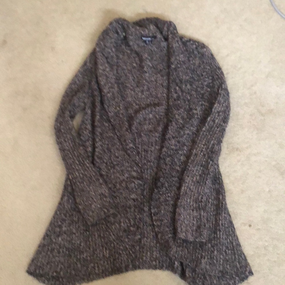 Kenzie open cardigan EUC worn twice.